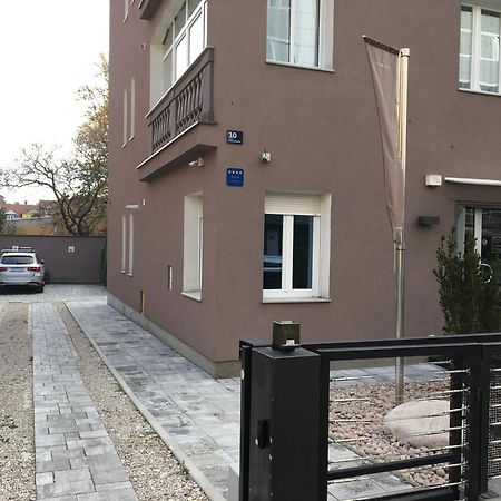 Apartments N10 Zagabria Esterno foto
